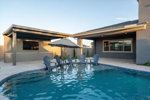 Exterior - 3762 E Sagebrush St, Gilbert, AZ 85296 photo 8 of 16