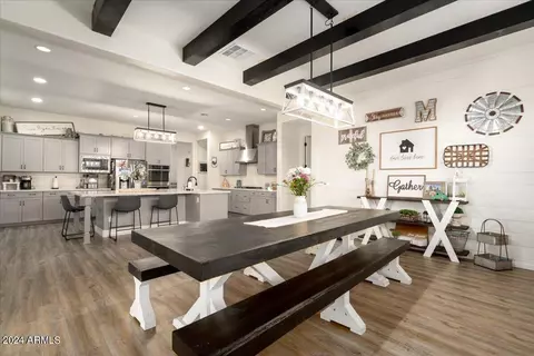Dining - 3762 E Sagebrush St, Gilbert, AZ 85296 photo 5 of 6