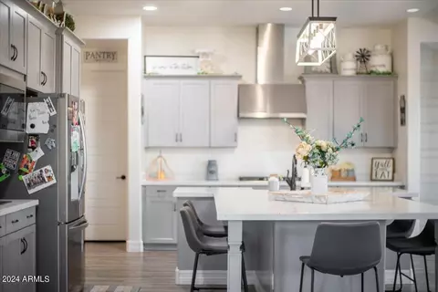 Kitchen - 3762 E Sagebrush St, Gilbert, AZ 85296 photo 4 of 5
