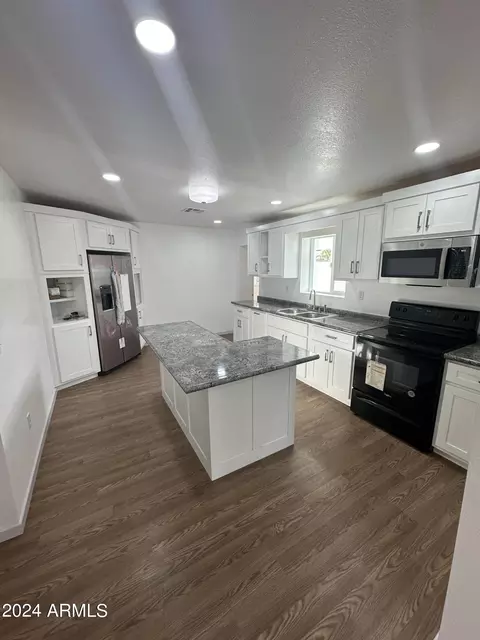 829 E 6th St E, Douglas, AZ 85607 photo 3