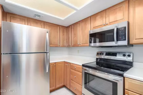 4303 E Cactus Rd #107, Phoenix, AZ 85032 photo 3