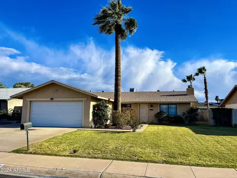 5319 W Acapulco Ln, Glendale, AZ 85306