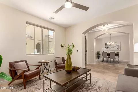 Dining - 3970 E Crest Ln, Phoenix, AZ 85050 photo 1 of 4