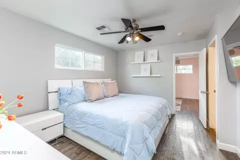 Bedroom - 4518 N 12th Dr, Phoenix, AZ 85013 photo 1 of 5