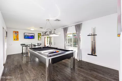 Living - 4518 N 12th Dr, Phoenix, AZ 85013 photo 3 of 4