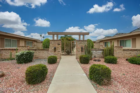 14024 N Palm Ridge Dr W, Sun City, AZ 85351