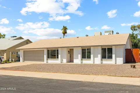 4130 E Apollo Rd, Phoenix, AZ 85042 photo 2