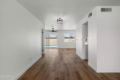 4130 E Apollo Rd, Phoenix, AZ 85042 photo 5