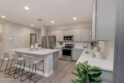 Kitchen - 6053 E Ringtail Way, Phoenix, AZ 85054 photo 5 of 5
