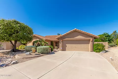 9249 W Kimberly Way, Peoria, AZ 85382