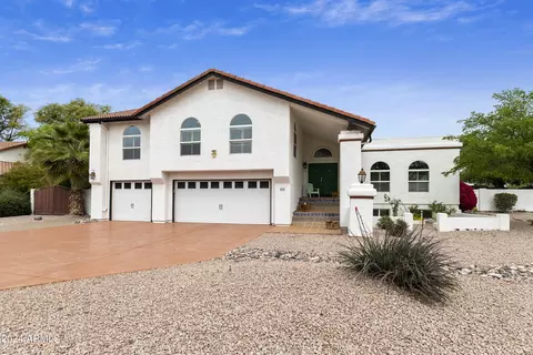 Exterior - 454 E Hale St, Mesa, AZ 85203 photo 3 of 22