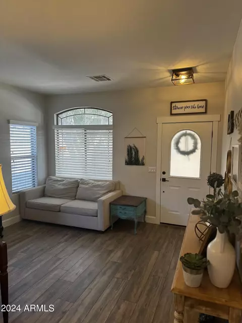 9855 E Flower Ave, Mesa, AZ 85208 photo 2