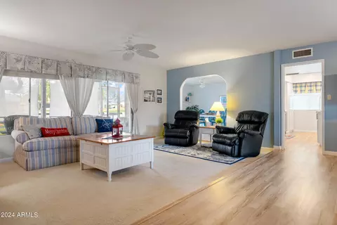 Living - 11832 S Magic Stone Dr, Phoenix, AZ 85044 photo 1 of 2