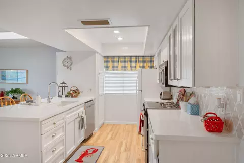 Other - 11832 S Magic Stone Dr, Phoenix, AZ 85044 photo 3 of 8