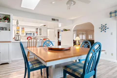 Dining - 11832 S Magic Stone Dr, Phoenix, AZ 85044 photo 3 of 3