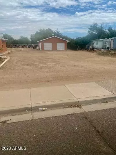 View/Area - 206 E Clanton Ave, Buckeye, AZ 85326 photo 4 of 4