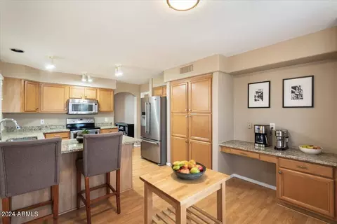 3054 Escuda Rd, Phoenix, AZ 85050 photo 6