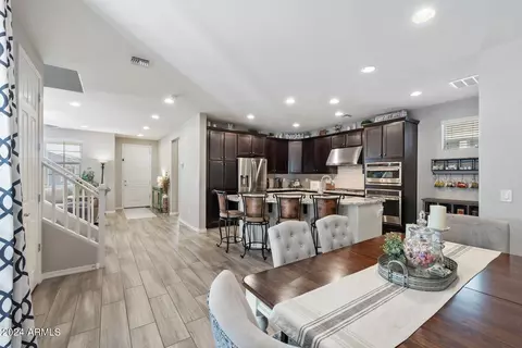 Dining - 2258 S Basmath Ln, Gilbert, AZ 85295 photo 2 of 2