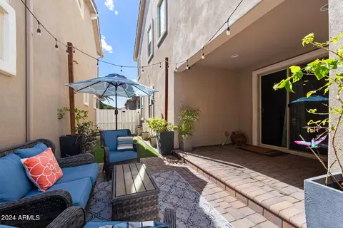 Exterior - 2258 S Basmath Ln, Gilbert, AZ 85295 photo 6 of 11