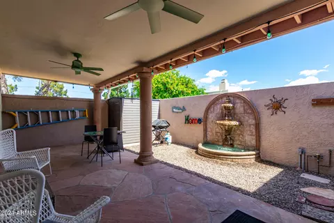 Exterior - 3042 E Cannon Dr, Phoenix, AZ 85028 photo 10 of 16