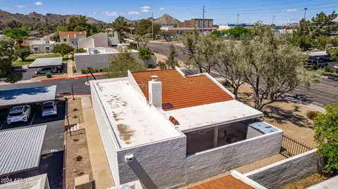 View/Area - 3042 E Cannon Dr, Phoenix, AZ 85028 photo 6 of 6