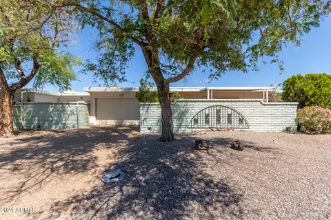 9812 W Teakwood Dr, Sun City, AZ 85351