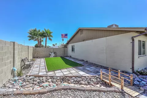 2002 W Meadow Dr, Phoenix, AZ 85023 photo 29