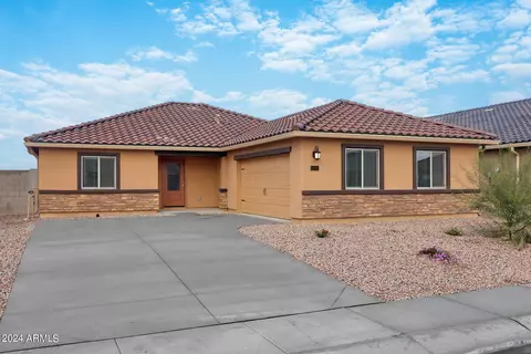579 W Crowned Dove Trl, Casa Grande, AZ 85122