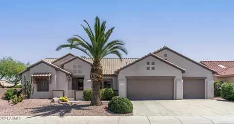 19689 N Shinnecock Dr, Surprise, AZ 85374