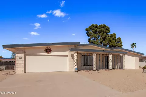 10910 W Hibiscus Dr, Sun City, AZ 85373
