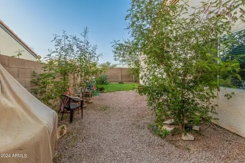 Exterior - 8532 W Edgemont Ave, Phoenix, AZ 85037 photo 8 of 8