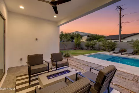 Exterior - 2802 E Pierson St, Phoenix, AZ 85016 photo 9 of 11