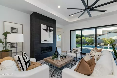 Living - 2802 E Pierson St, Phoenix, AZ 85016 photo 1 of 5