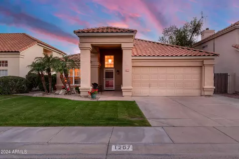 1207 E Glenhaven Dr, Phoenix, AZ 85048