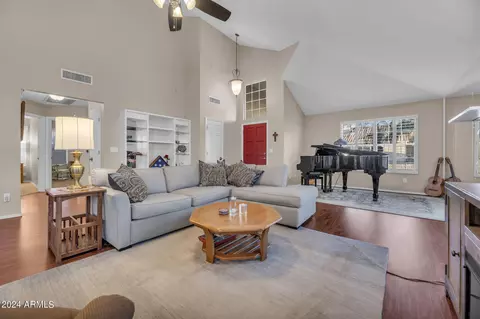 1207 E Glenhaven Dr, Phoenix, AZ 85048 photo 3
