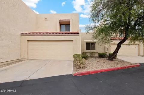 8857 N 47th Ln, Glendale, AZ 85302