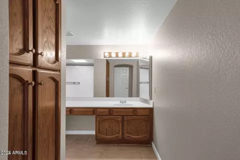 Bath - 1835 E Ranch Rd, Tempe, AZ 85284 photo 1 of 7