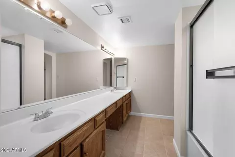 Bath - 1835 E Ranch Rd, Tempe, AZ 85284 photo 2 of 7