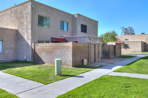 600 S Dobson Rd #196, Mesa, AZ 85202