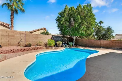Exterior - 1018 E Silverwood Dr, Phoenix, AZ 85048 photo 3 of 7