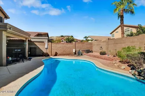 Exterior - 1018 E Silverwood Dr, Phoenix, AZ 85048 photo 6 of 7