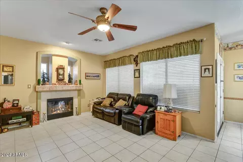 Living - 1018 E Silverwood Dr, Phoenix, AZ 85048 photo 3 of 4