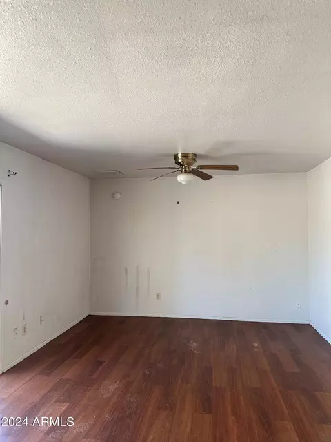 3924 W Paradise Dr, Phoenix, AZ 85029 photo 3