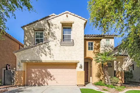 10 N 88th Dr, Tolleson, AZ 85353