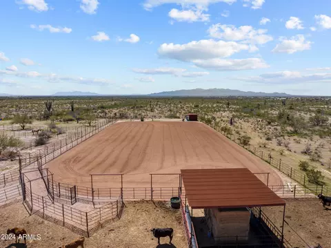 20817 W Maddock Rd, Morristown, AZ 85342