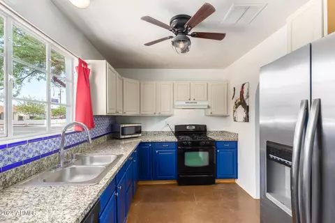1348 E Moreland St, Phoenix, AZ 85006 photo 12