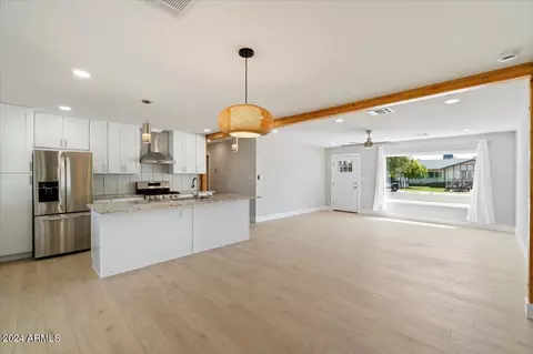 8634 E Northland Dr, Scottsdale, AZ 85251