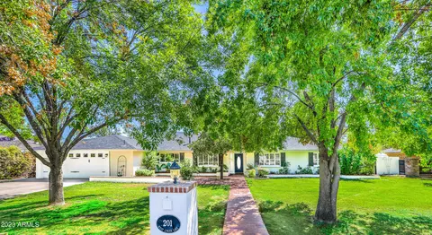 201 W Linger Ln, Phoenix, AZ 85021