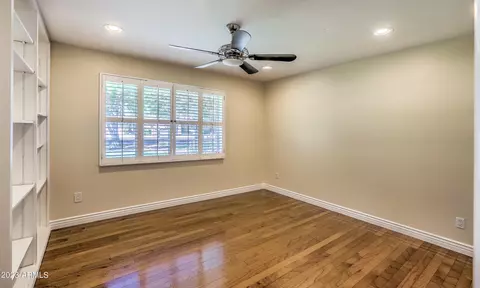 201 W Linger Ln, Phoenix, AZ 85021 photo 37