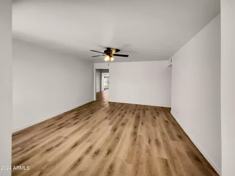 2522 E Irwin Cir, Mesa, AZ 85204 photo 3